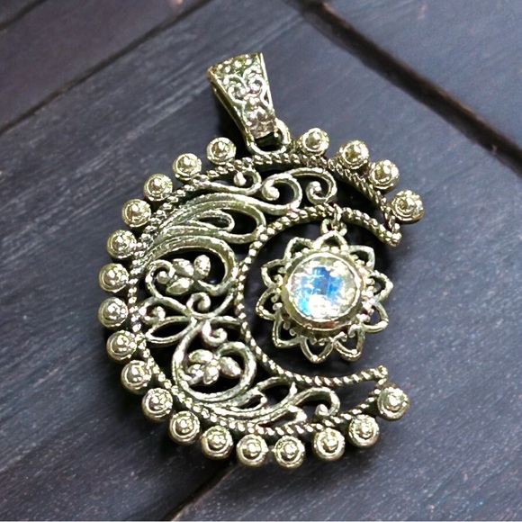 Moon Glow Moonstone Sun & Moon Sterling Silver Pendant .80ctw - Picture 6 of 11